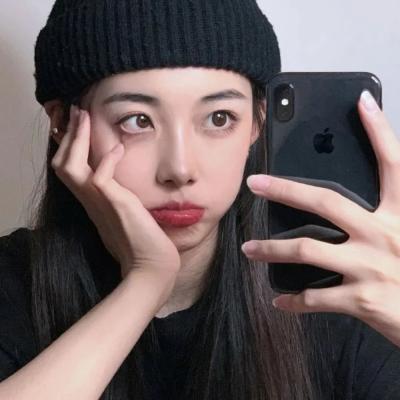 日暮青山绿渐隐